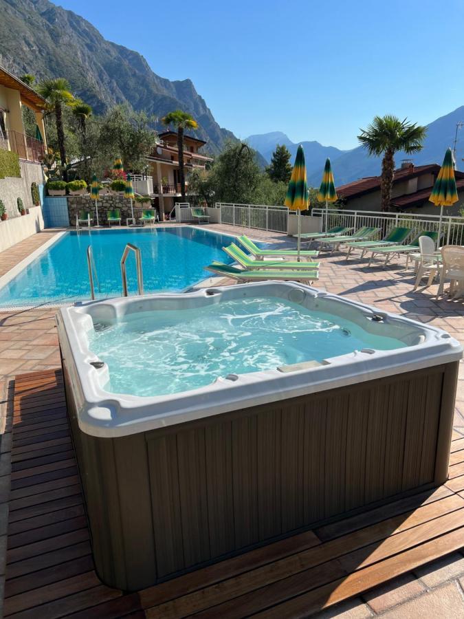 Appartamenti Villa Clivia Limone sul Garda Eksteriør billede